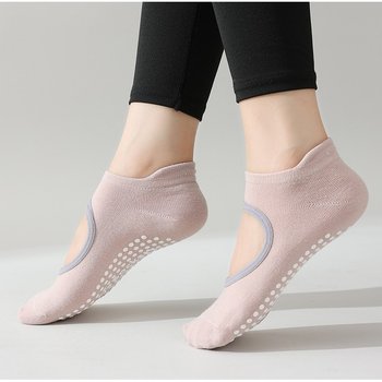Women's Yoga and Fitness Socks in Powder