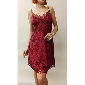 Women's Burgundy Nightgown Robe