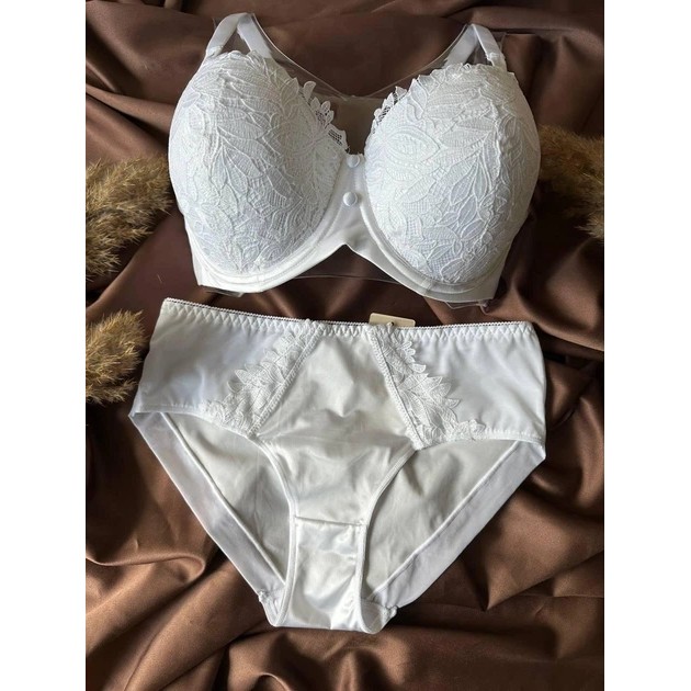 Weiyesi Bra and Panty Set in White — Comfort and Elegance