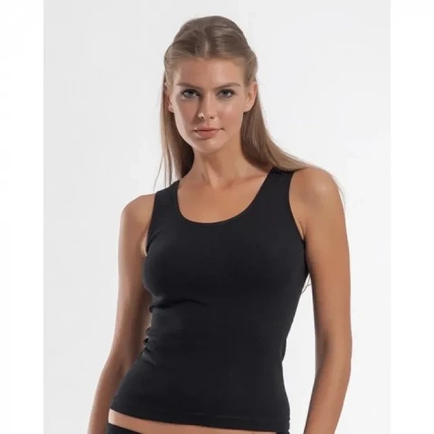 Camiseta de mujer Oztas de algodón elástico – estilo y comodidad