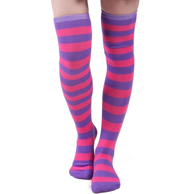 Chaussettes montantes couleur lilas – confort et style pour filles