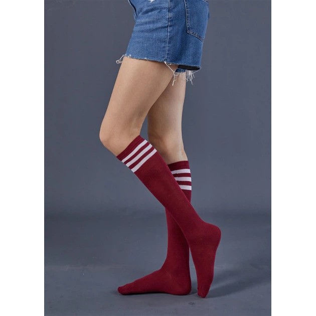 Medias de algodón burdeos para mujer - accesorio de otoño