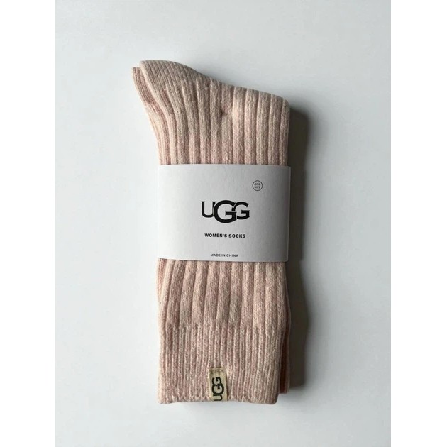Damen UGG Rib Knit Slouchy Crew Socken — puderfarbiger Komfort für Zuhause