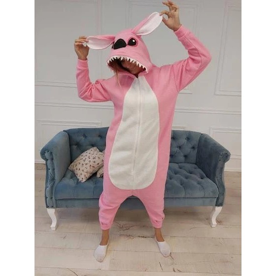 Kigurumi femme en polaire Stitch rose – confort et chaleur