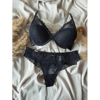 Lanny Mode Lace Bra and Thong Set in Black