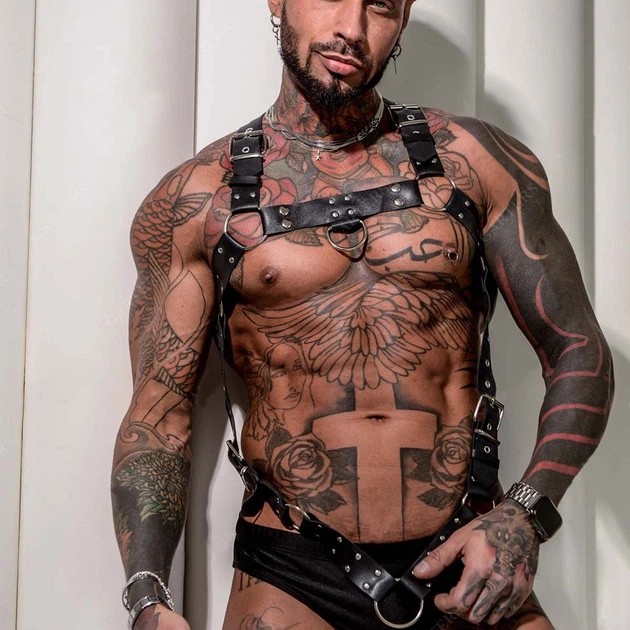Herren schwarzes Leder-Geschirr – stilvolles Accessoire