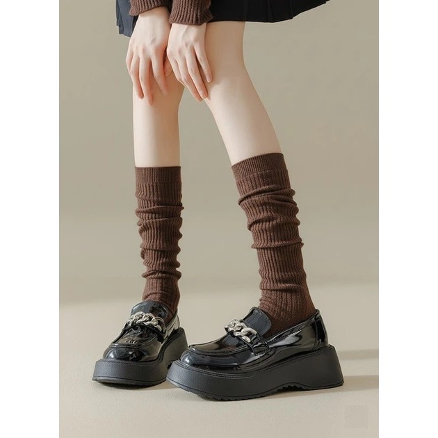 גרביים ארוכות בצבע חום של Honey Fashion Accessories