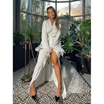 Long Feather Robe in White — Feel the Luxury