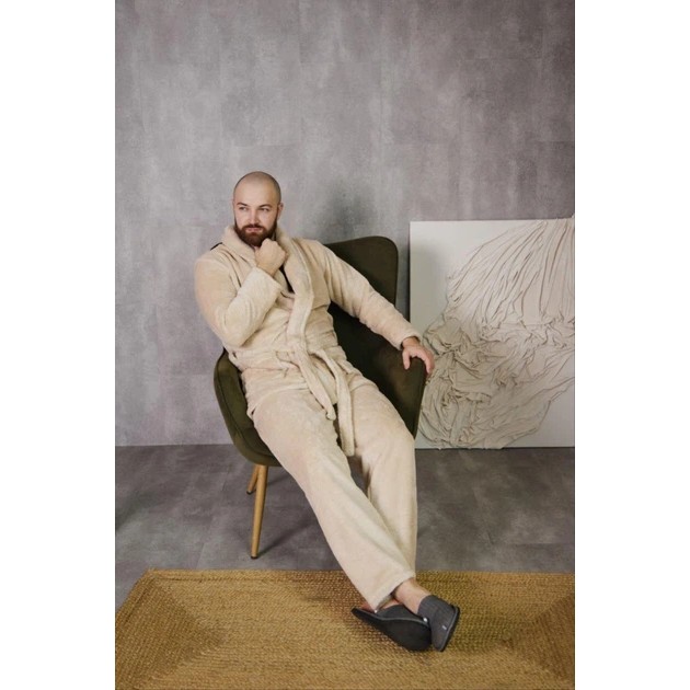 Herren Hausanzug — Flauschiger Schlafanzug und Kimono-Bademantel in Beige