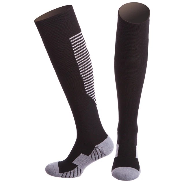 SPOINT Fußballsocken in Schwarz und Grau — Komfort und Schutz beim Spiel