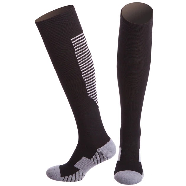SPOINT Fußballsocken in Schwarz und Grau — Stil und Komfort