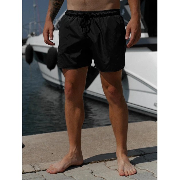 Herren Schwimmshorts Intruder in Schwarz — Komfort für aktive Freizeit