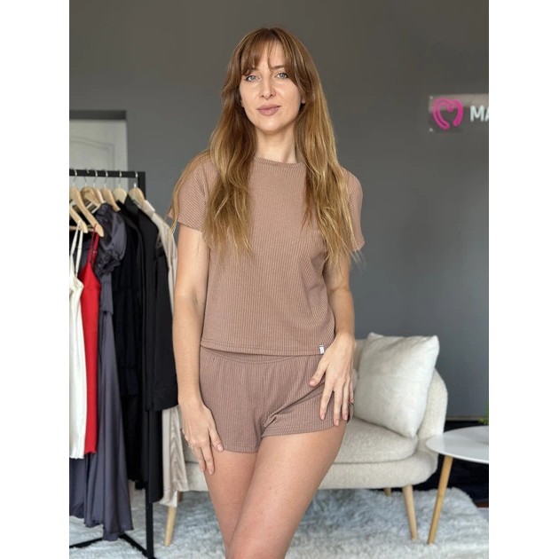 Conjunto de Pijama de Mujer en Color Moka - Camiseta y Shorts