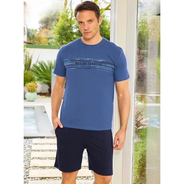 Conjunto de hogar para hombre con camiseta azul y pantalones cortos