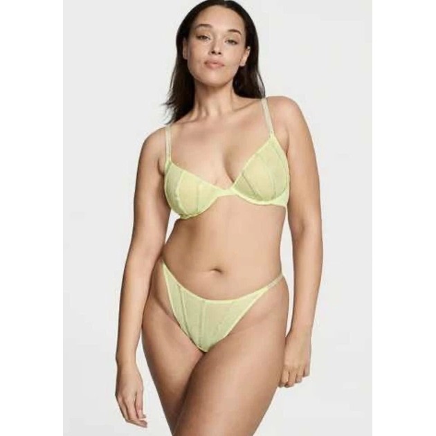 Комплект нижнего белья Victoria’s Secret желтый с декором