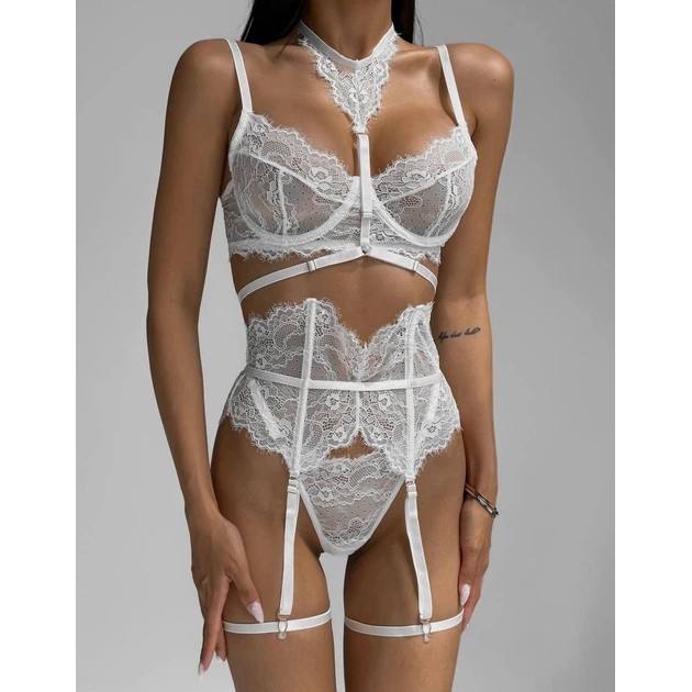 طقم ل lingerie النسائي Simply Sexy باللون الأبيض