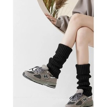جوارب بلا أصابع سوداء من Honey Fashion Accessories